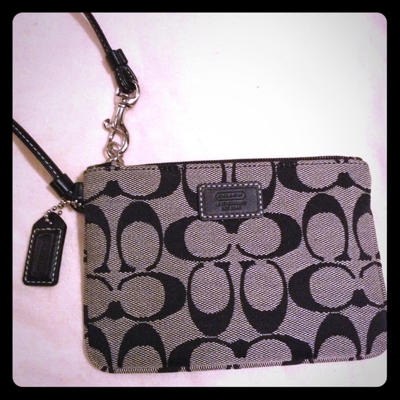 Genuine Coach wrist bag