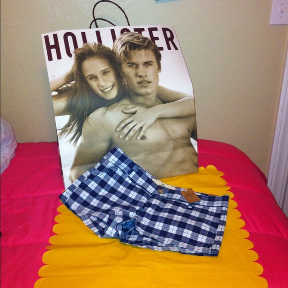 Hollister shorts