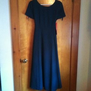 Green Dress - tag still attached