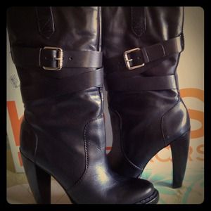 SOLD Michael KORS boots, only worn twice! ❤