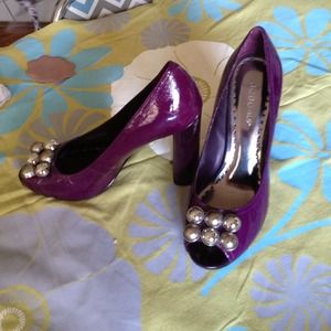 BCBGGirls Gorgeous eggplant patented leather heels