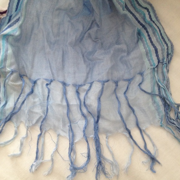 Light blue scarf#8 - Picture 2 of 2