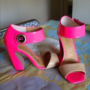 HOT!! New Neon pink and Nude heels