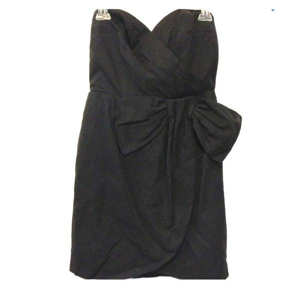 🚫SOLD🚫Super cute Little Black Dress!!