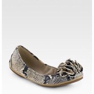 Juicy Couture Shoes - ❌SOLD❌Juicy Couture Snake Print Flats 6 Juicy Couture Shoes - ❌SOLD❌Juicy Couture Snake Print Flats 6