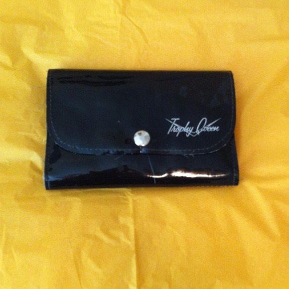 Trophy Queen wallet
