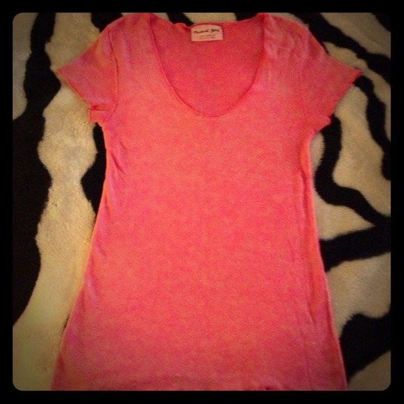 Pink tee