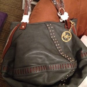 Selling a Michael Kors handbag.