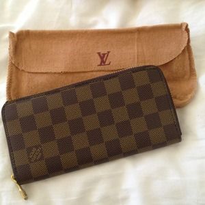 LV wallet