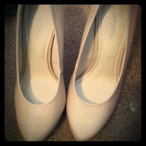 🔒Traded! Nude Heels