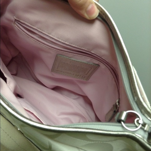 *::SOLD::* - Picture 2 of 4