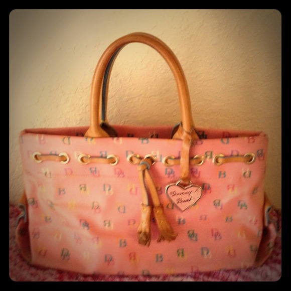 Dooney & Bourke purse