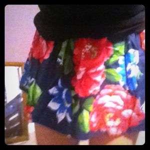 cute hollister skirt🐢