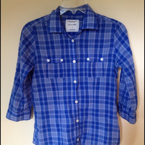 American Eagle Button Up