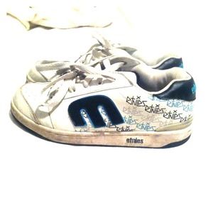 Etnies Shoes