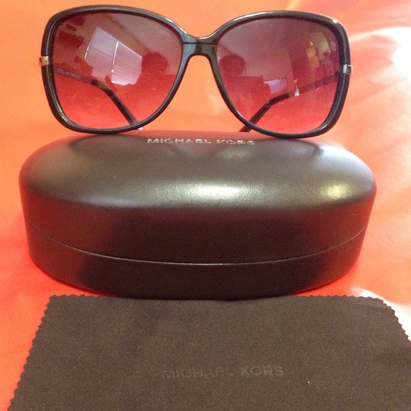 ✂REDUCED✂  AUTHENTIC Michael Kors Sunglasses