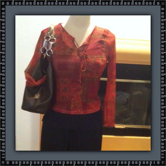 💚2for $10💚SALE EXCELLENT sheer top only