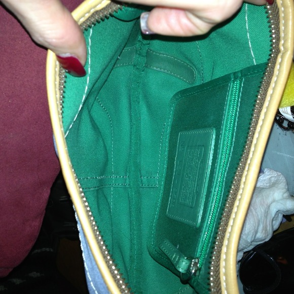 Authentic Coach bag - Picture 3 of 3