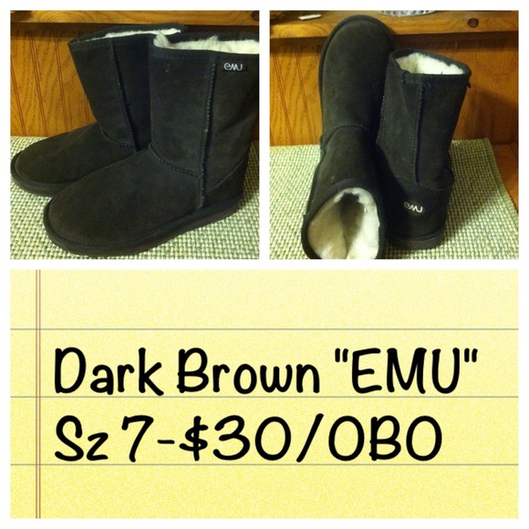 Dark Brown Short EMU  boots