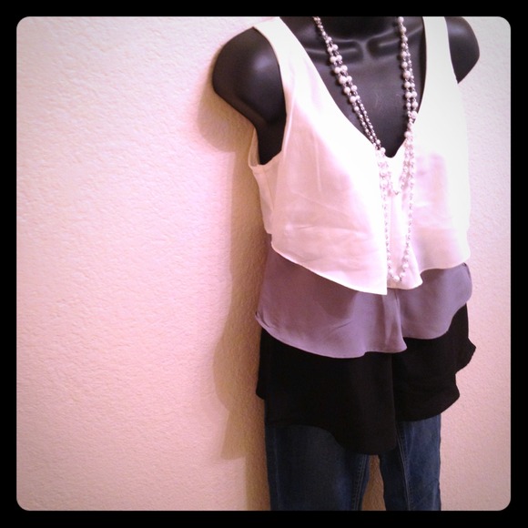 Color block Sleeveless Top