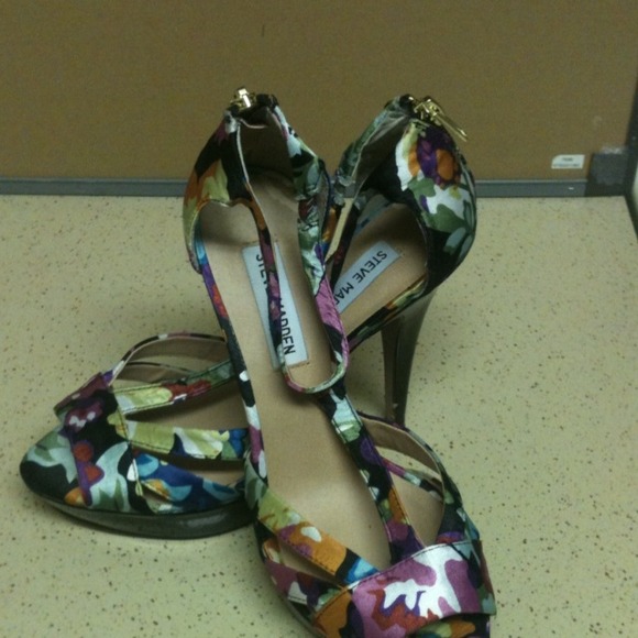 Cute Steve Madden heels