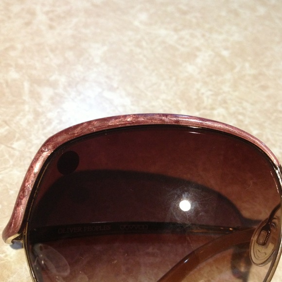 OLIVER PEOPLES: Cute Sacha Sunglasses!👓 - Picture 2 of 4