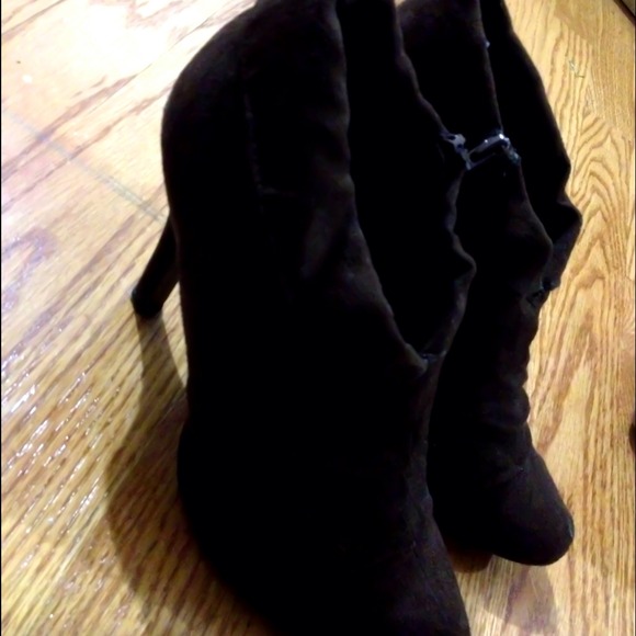 Sold!!✨Dark brown Booties! Size 8 - Picture 2 of 4