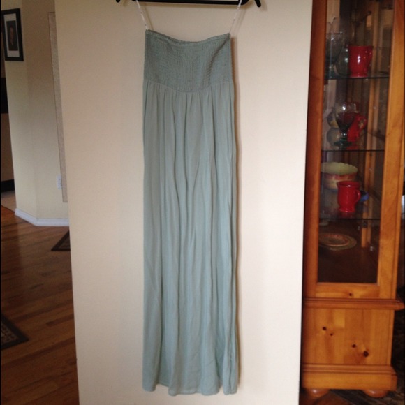 NW sea foam strapless dress