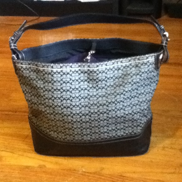 Authentic large Coach bag. Perfect Condition!