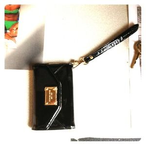 Michael Kors phone clutch on hold! ✋