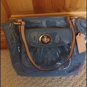 Blue coach bag ( reserved)