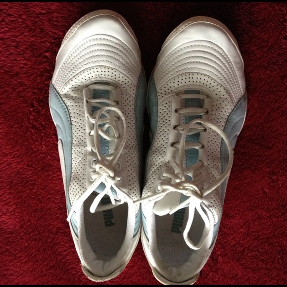 shoes - Picture 3 of 3