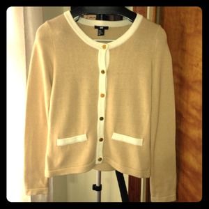 Sweaters - REDUCED! H&M cardigan Sweaters - REDUCED! H&M cardigan