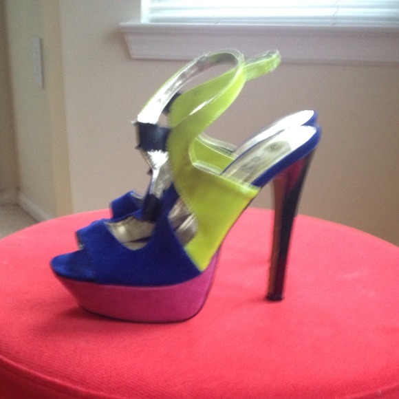 Color Block platform Sandal