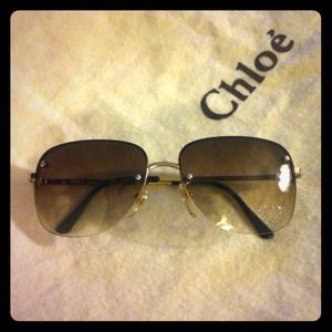 Chloe Accessories - Authentic Chloé Sunglasses w Case & Cloth. EUC Chloe Accessories - Authentic Chloé Sunglasses w Case & Cloth. EUC