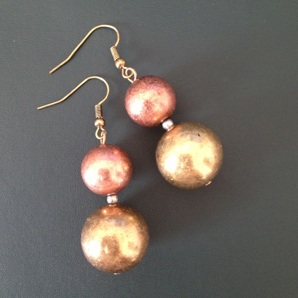 Copper & gold tone round beads earrings