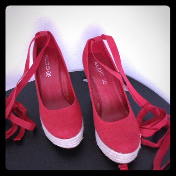 Aldo wedges - Picture 1 of 3