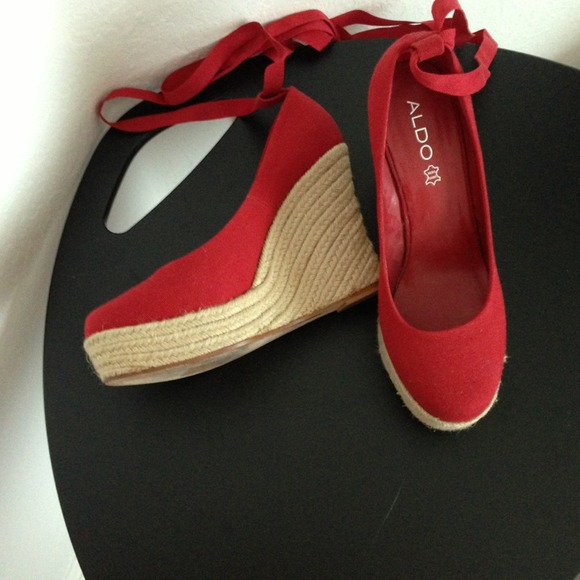 Aldo wedges - Picture 3 of 3