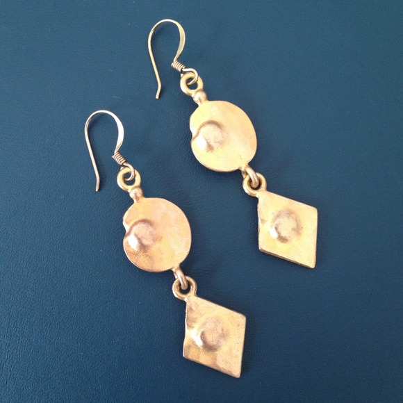Vintage/80's Gold tone nuggets dangle earrings