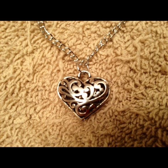 **Reduced** Silver Heart Necklace/Earring Set - Picture 2 of 4