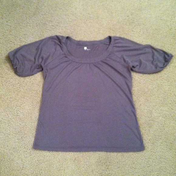Gray top