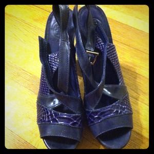 Tory Burch Diedre platform heels!