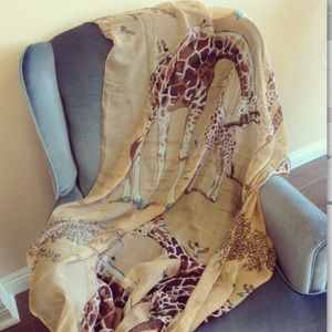 ❌❌SOLDDD Giraffe Scarf😍💗😱😱