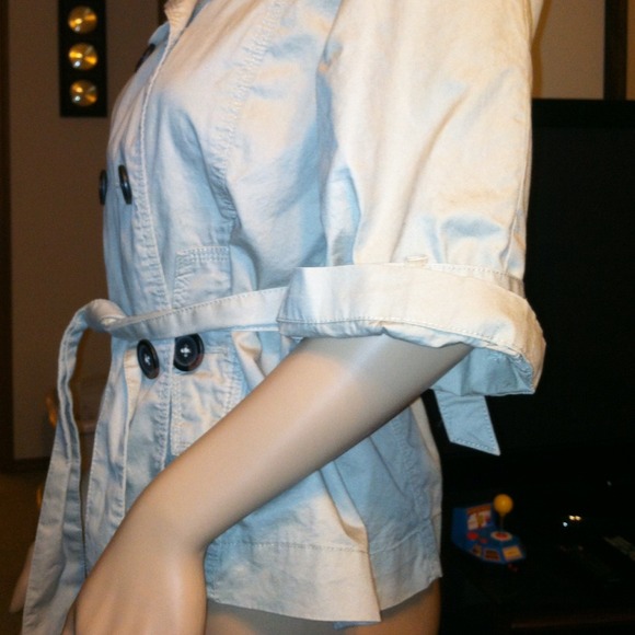 Coat - Picture 4 of 4