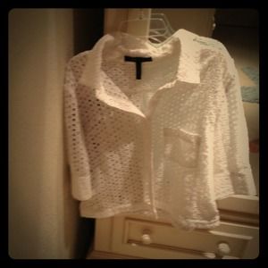 Eyelet white linen Crop top