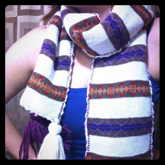 Reversible American Rag scarf - Picture 1 of 3