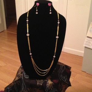 ⬇️Just Reduced⬇️2 piece Jewelry set