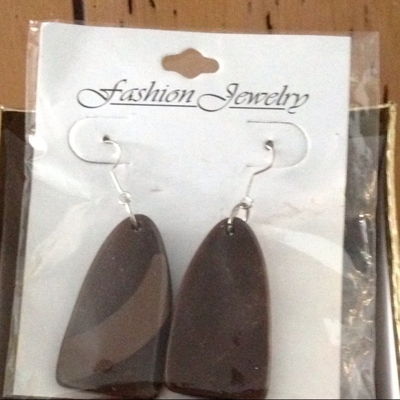 New Brown Earrings - Picture 1 of 1