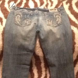 L. A. Idol Jeans USA -Brand new pair of LAI jeans.