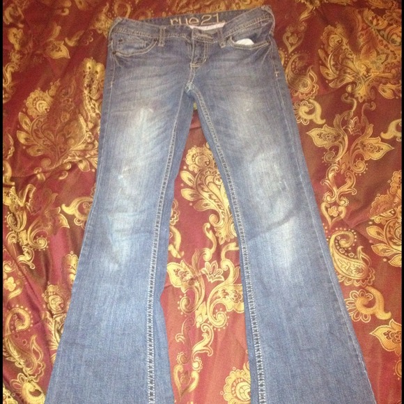 NWOT!  regular jeans